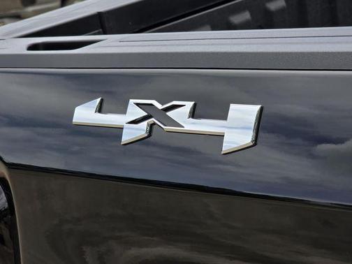 Onyx Black 2026 GMC Sierra 1500 SLT