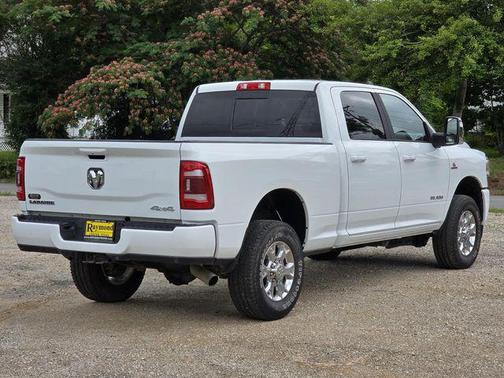 Bright White Clearcoat 2024 RAM 2500 Laramie Crew Cab 4x4 6'4' Box