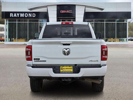 Bright White Clearcoat 2024 RAM 2500 Laramie Crew Cab 4x4 6'4' Box