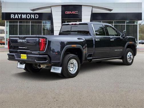 2024 GMC Sierra 3500 Denali