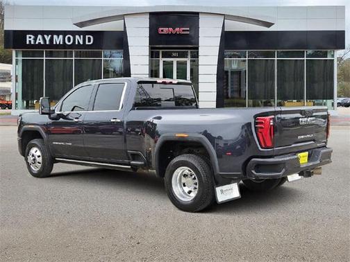 2024 GMC Sierra 3500 Denali