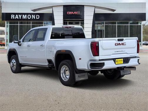2026 GMC Sierra 3500 Denali