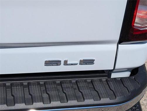 2026 GMC Sierra 2500 SLE