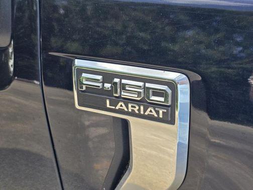 Blue Metallic 2022 Ford F-150 Lariat