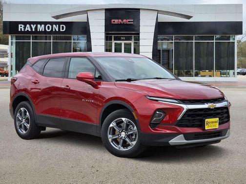 Radiant Red Tintcoat 2025 Chevrolet Blazer 2LT