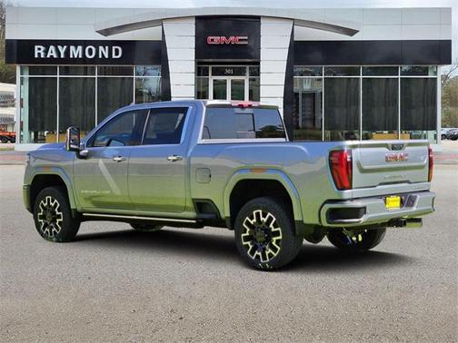 2025 GMC Sierra 2500 Denali
