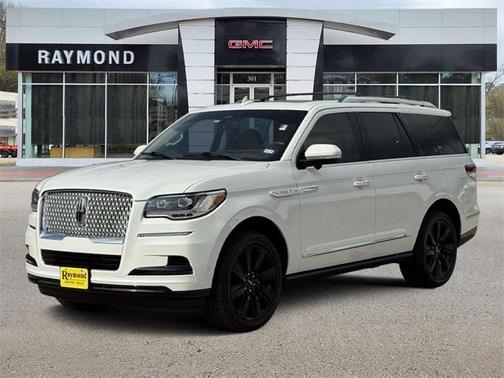 2023 Lincoln Navigator Reserve
