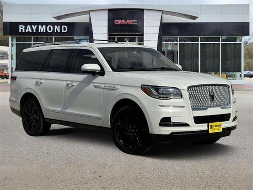 2023 Lincoln Navigator Reserve