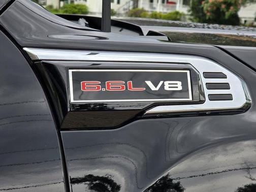 Onyx Black 2026 GMC Sierra 2500 SLT