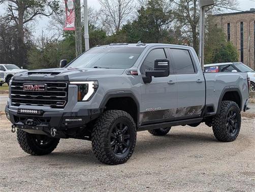 2024 GMC Sierra 2500 AT4
