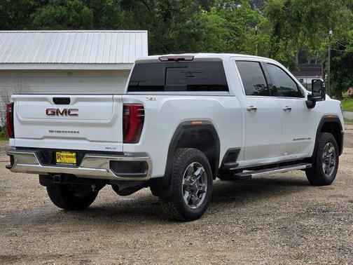Summit White 2025 GMC Sierra 2500 SLT