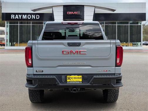 2024 GMC Sierra 1500 AT4X