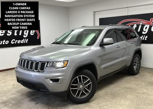 Photo 1 of 46 of 2018 Jeep Grand Cherokee Laredo E