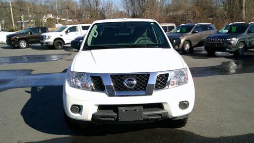 2017 Nissan Frontier SV