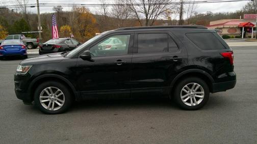 2017 Ford Explorer Base