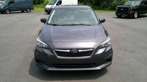 2019 Subaru Impreza 2.0i
