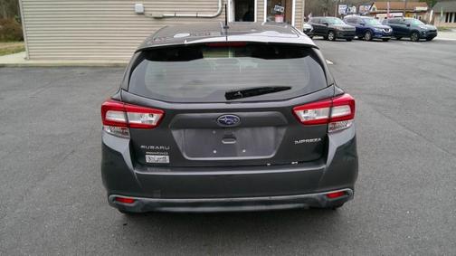 2019 Subaru Impreza 2.0i