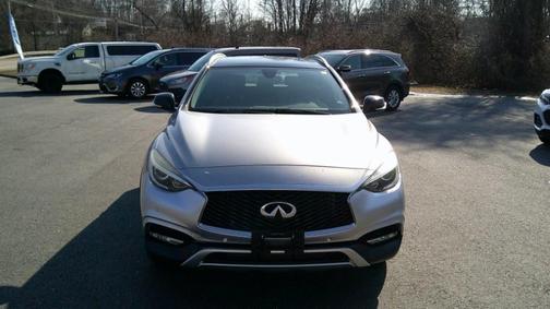 2018 INFINITI QX30 Premium