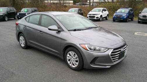 2018 Hyundai ELANTRA SE