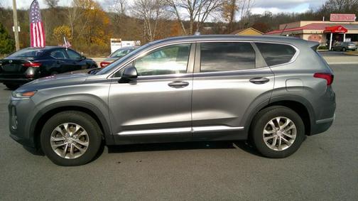 2019 Hyundai SANTA FE SE 2.4