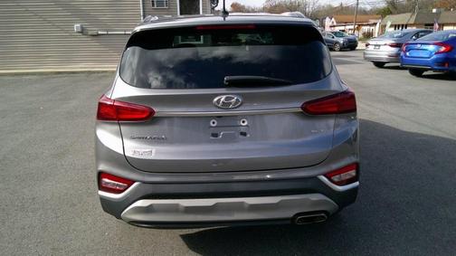 2019 Hyundai SANTA FE SE 2.4