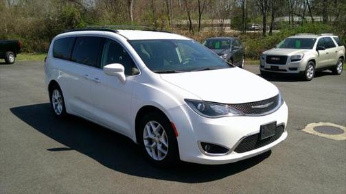 2018 Chrysler Pacifica Touring Plus