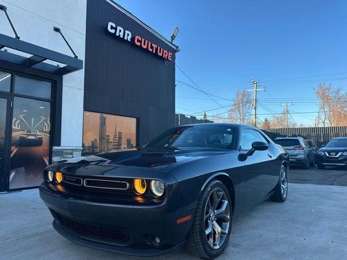 2016 Dodge Challenger SXT