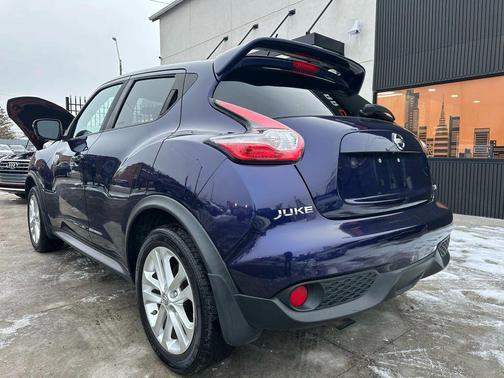 2016 Nissan Juke SV