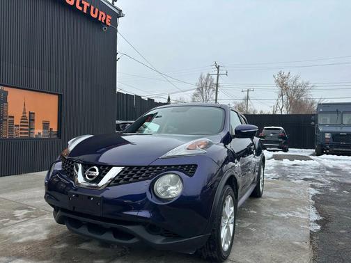 2016 Nissan Juke SV