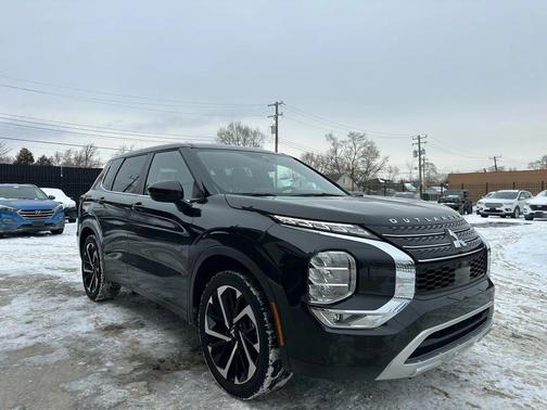 2023 Mitsubishi Outlander SE 2.5 S-AWC