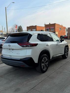 2021 Nissan Rogue SV