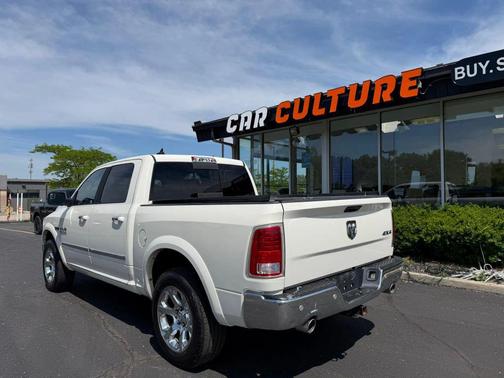 Pearl White 2017 RAM 1500 Laramie