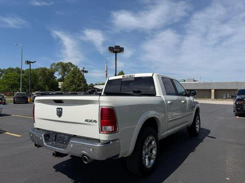 Pearl White 2017 RAM 1500 Laramie