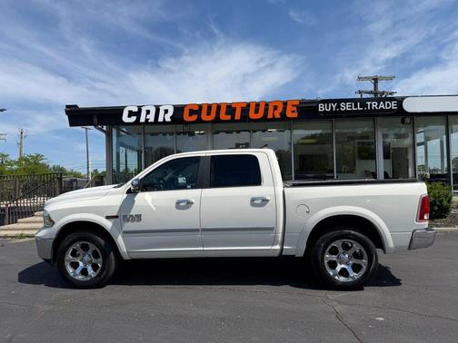 Pearl White 2017 RAM 1500 Laramie