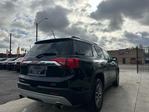 2017 GMC Acadia SLE-2