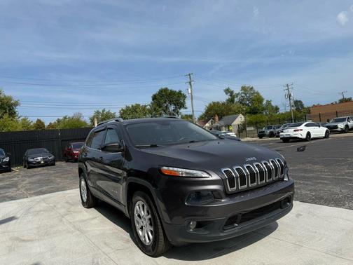 2015 Jeep Cherokee Sport