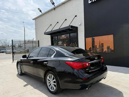 2014 INFINITI Q50 Base