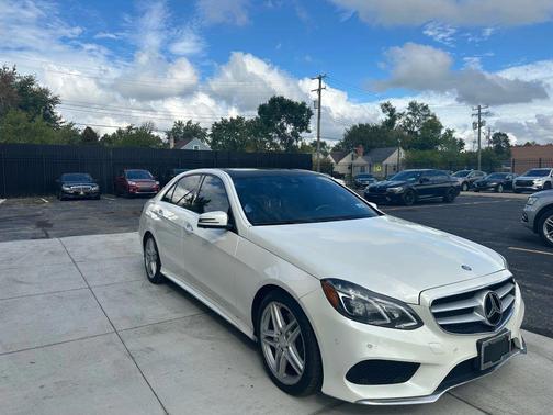 2014 Mercedes-Benz E-Class E 350 4MATIC Sedan 4D