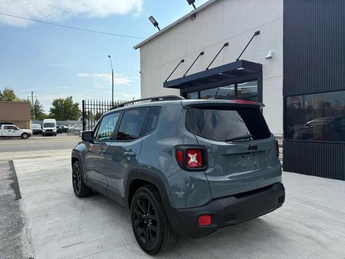 2017 Jeep Renegade Altitude