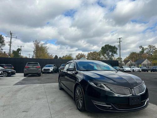 2014 Lincoln MKZ Base