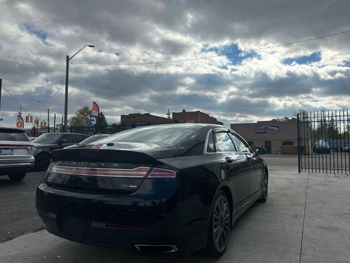 2014 Lincoln MKZ Base