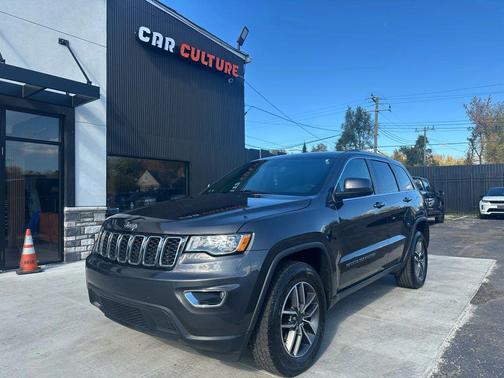 2020 Jeep Grand Cherokee Laredo