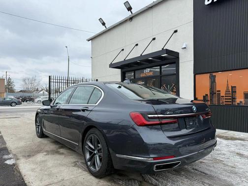 2020 BMW 750 i xDrive