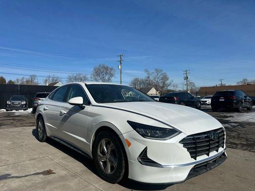 2021 Hyundai SONATA SE