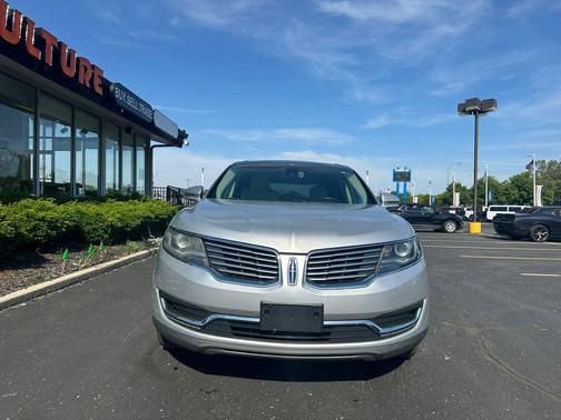 Ingot Silver Metallic 2016 Lincoln MKX Reserve