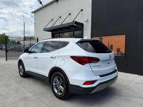 WHITE 2017 Hyundai Santa Fe Sport 2.4L
