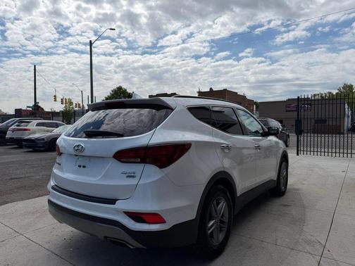 WHITE 2017 Hyundai Santa Fe Sport 2.4L