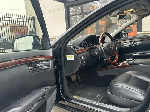 2013 Mercedes-Benz S-Class 4MATIC