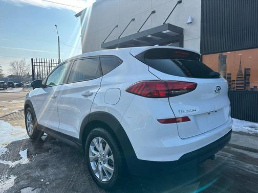 2019 Hyundai TUCSON SE
