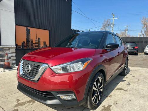 2019 Nissan Kicks S